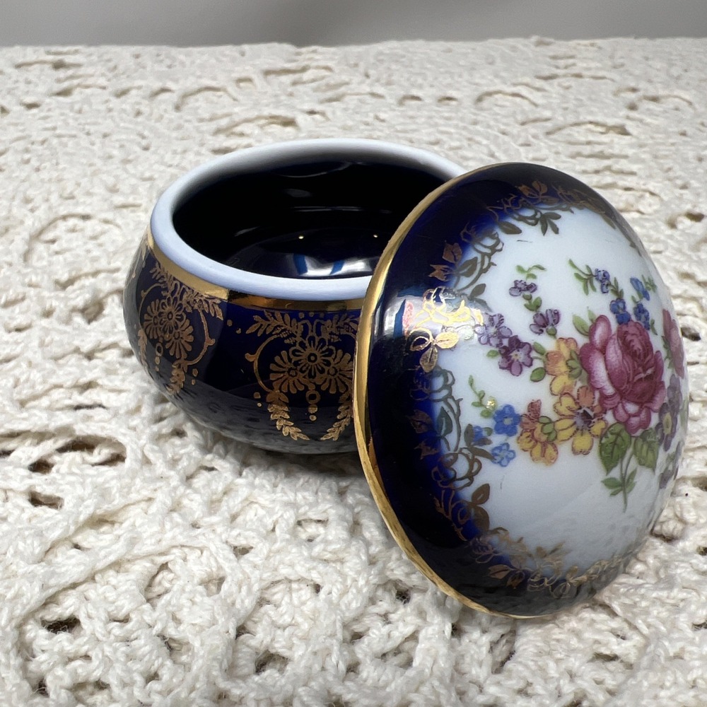 Limoges France Cobalt Blue and Gold Floral Porcelain Trinket Dish/Pill Box